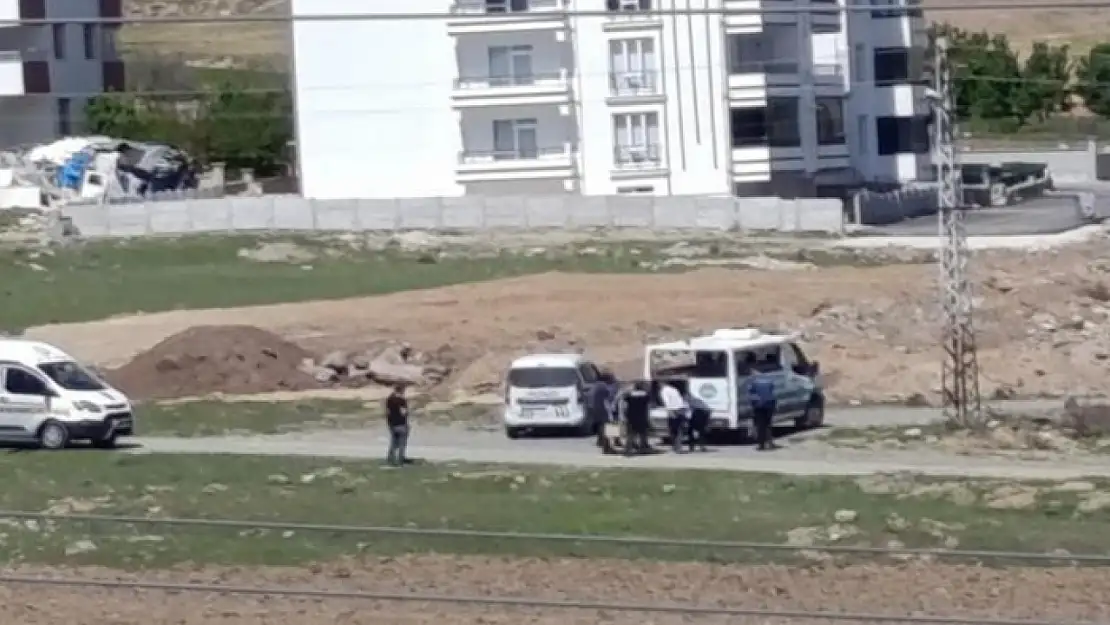 Boş arazide ölü bulundu