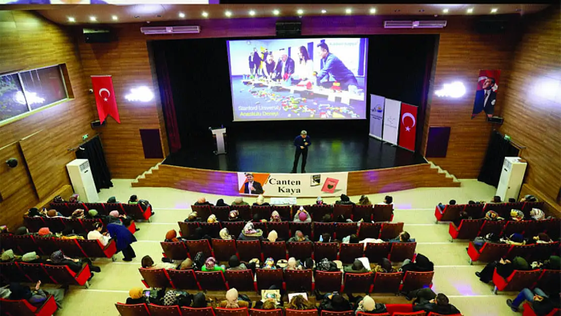 Büyükşehir Belediyesi'nden 'Lider Öğretmen' Konulu Söyleşi