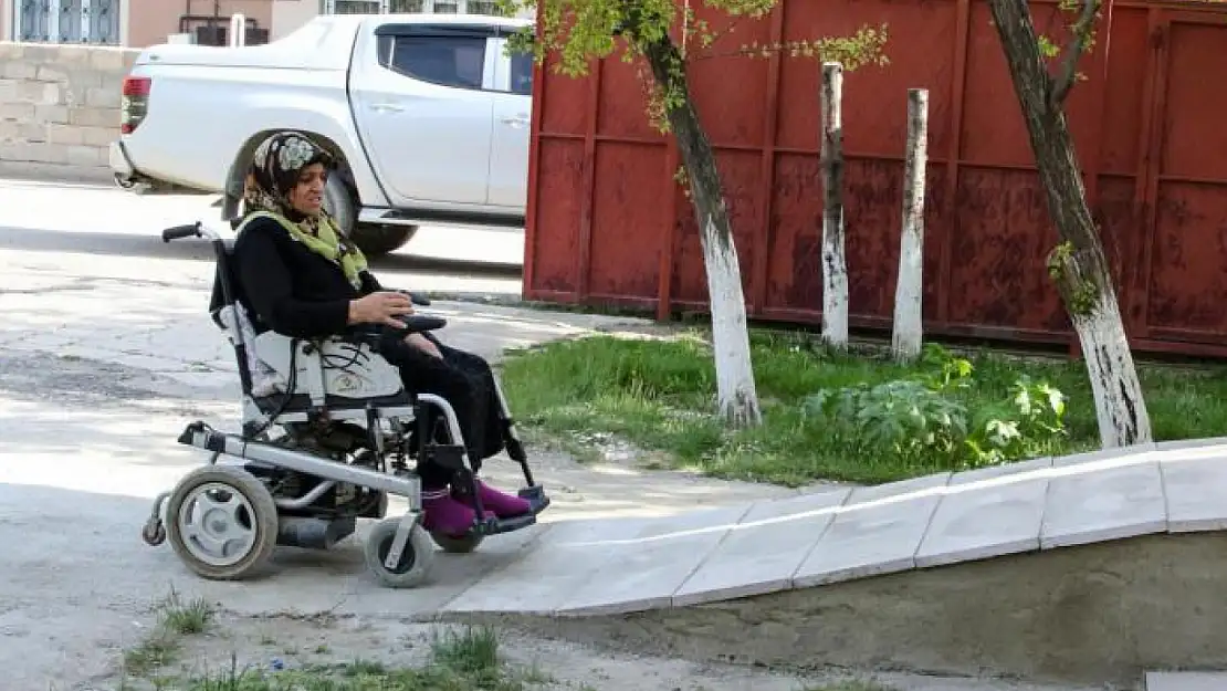 Büyükşehir'den engelli vatandaşın hayatına sevgi dolu dokunuş