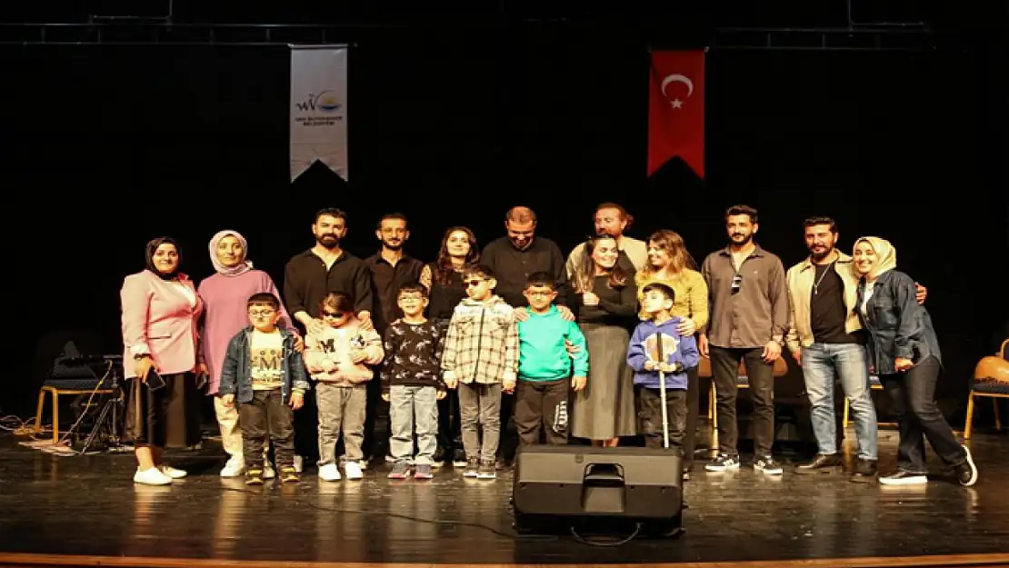 Büyükşehir'den engellilere özel konser