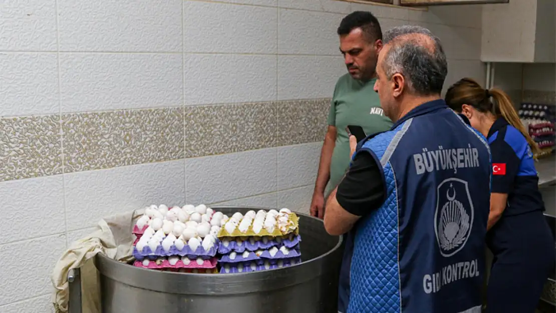 Büyükşehir halk ekmek fabrikasını denetledi