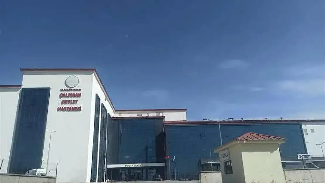 Çaldıran Devlet Hastanesi yeni poliklinik hizmetini başlattı