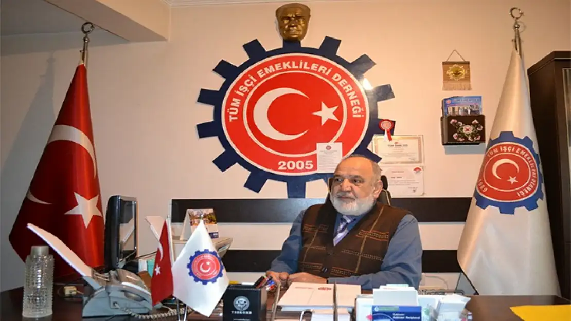 Çalışan emekliler 5 bin lirayı bekliyor