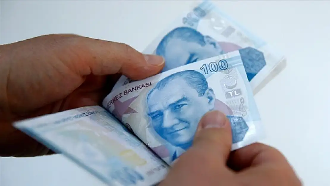 Çalışmayan emekliye 5 bin lira ödeme başlıyor