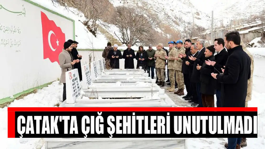 Çatak'ta çığ şehitleri unutulmadı