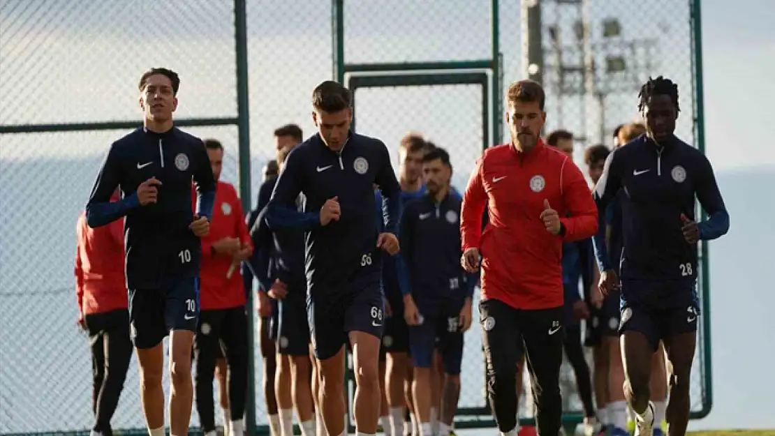 Çaykur Rizespor, yeni sezon hazırlıklarına devam ediyor