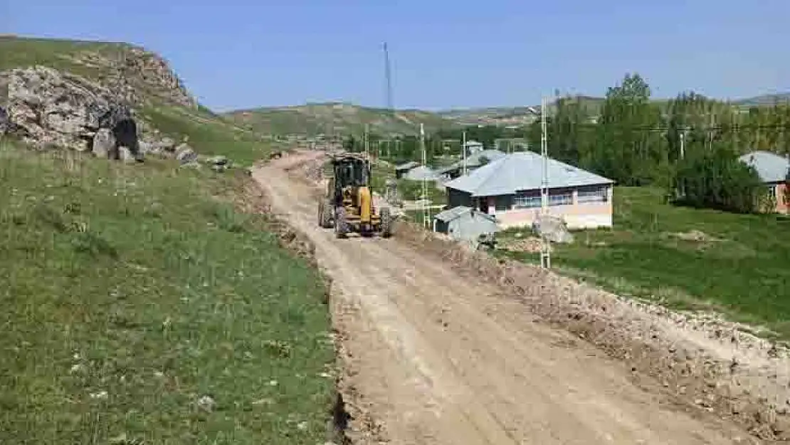 Çelebibağı Mahallesi'nde yeni yollar açılıyor