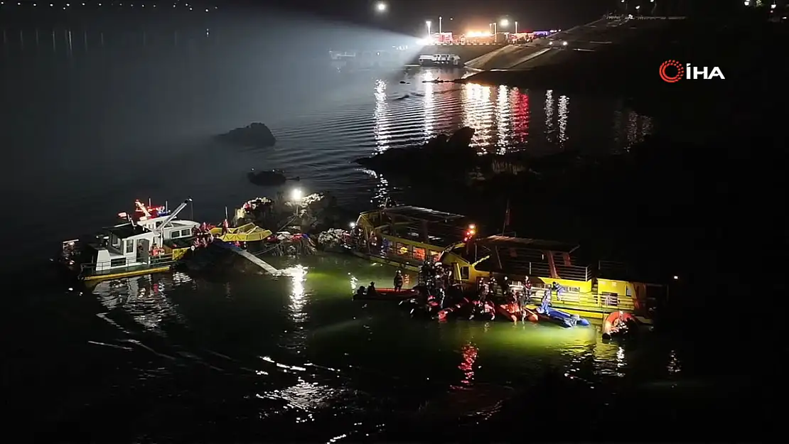 Çin'de turistleri taşıyan 4 tekne alabora oldu: 10 ölü