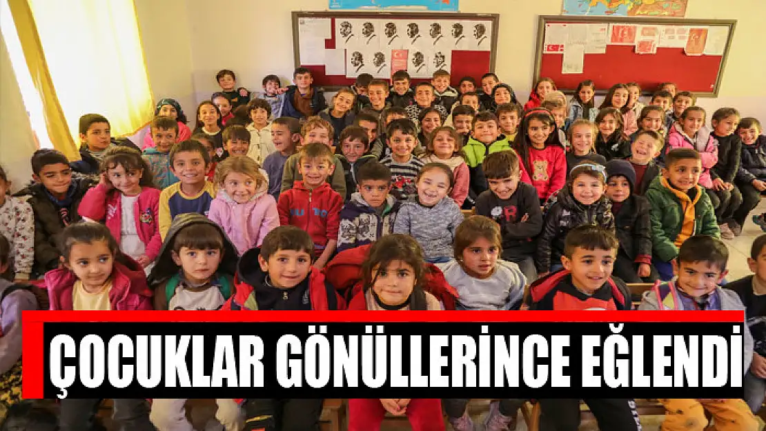 Çocuklar gönüllerince eğlendi