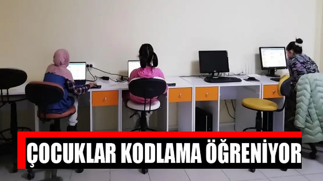 Çocuklar kodlama öğreniyor