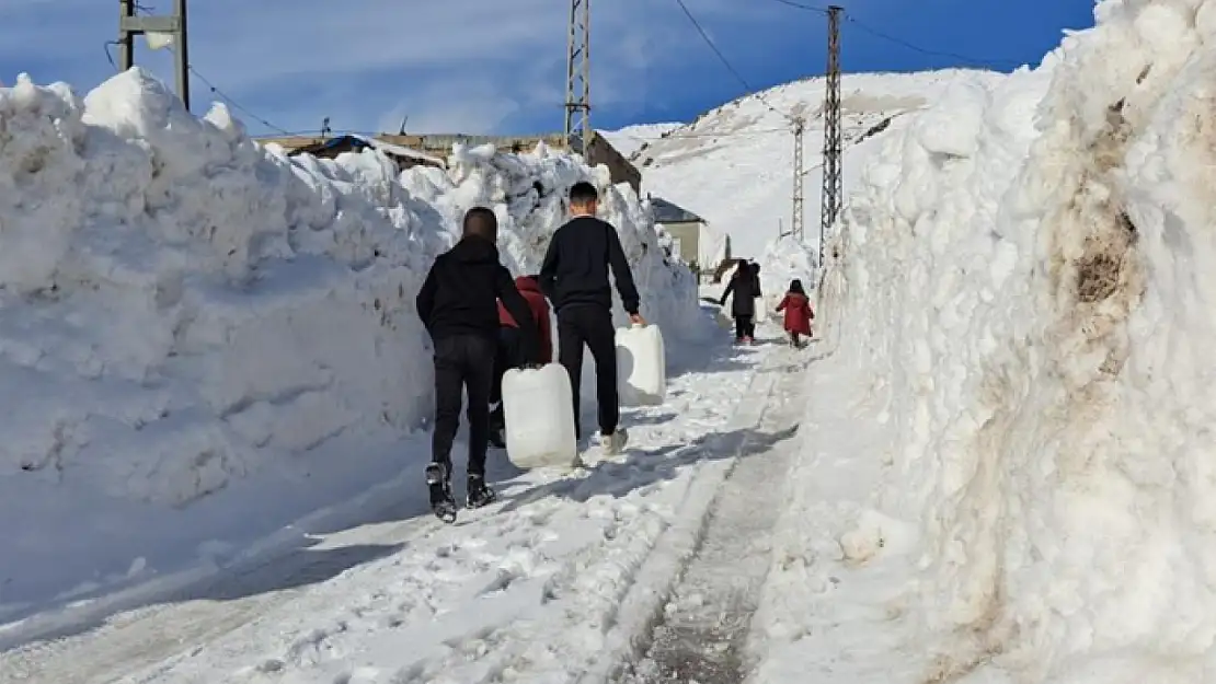 Çocuklar köylerine kayak merkezi istiyor