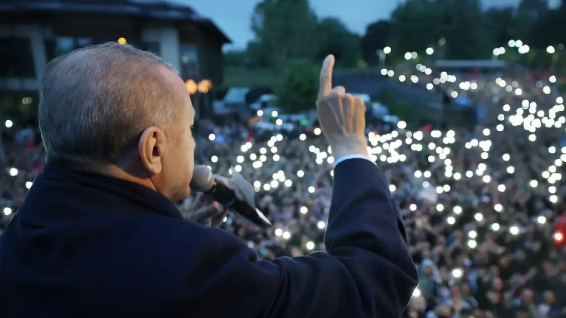 Cumhurbaşkanı Erdoğan, Fransa Cumhurbaşkanı Macron ile görüştü !