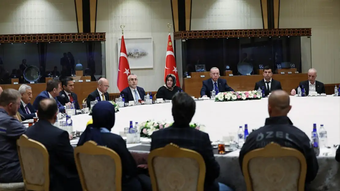 Cumhurbaşkanı Erdoğan, işçilerle bir araya geldi