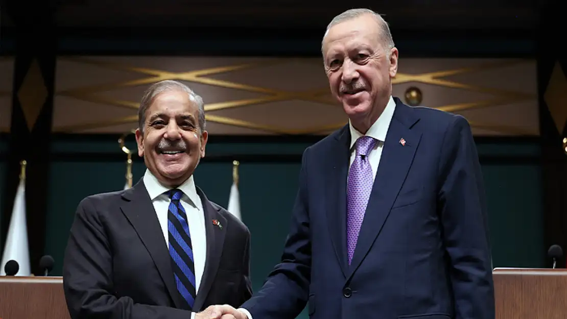 Cumhurbaşkanı Erdoğan, Pakistan Başbakanı Şerif ile telefonda görüştü