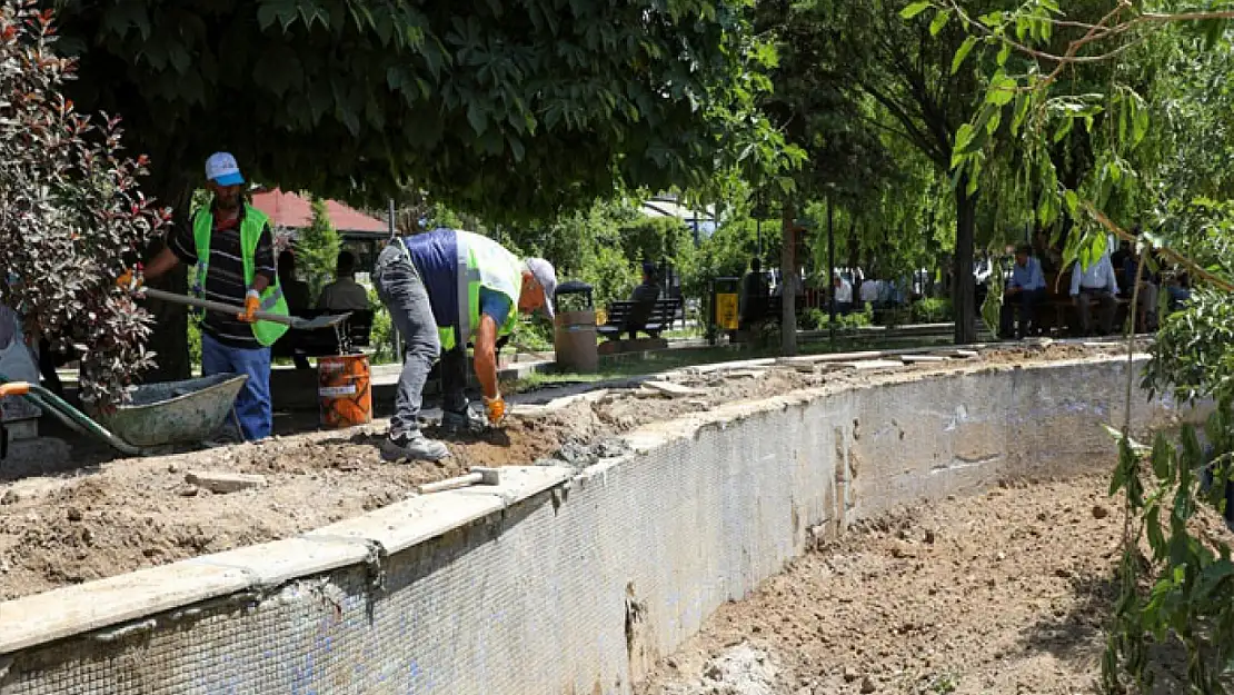 Dabbağoğlu Parkında yenileme çalışması