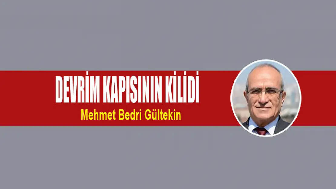 Devrim kapısının kilidi