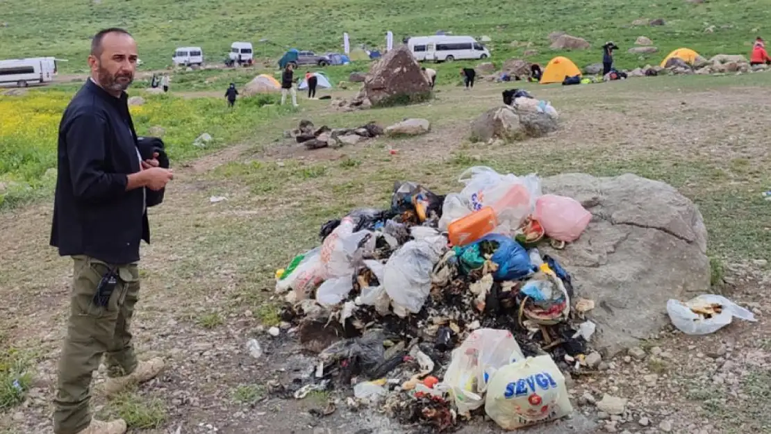 Doğa harikası Cennet ve Cehennem Vadisi çöplüğe döndü