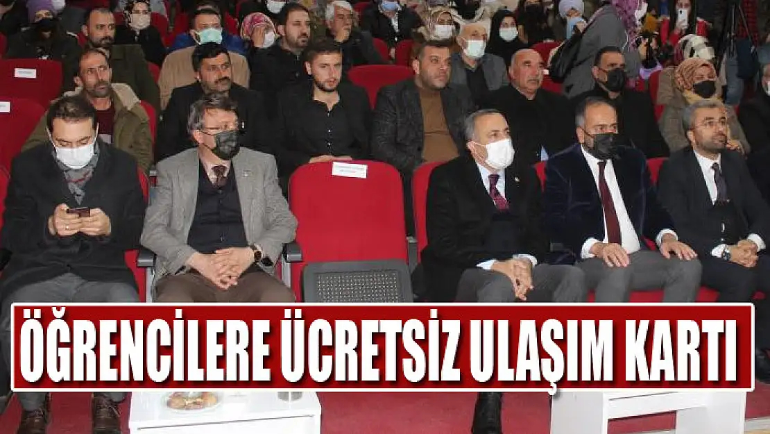 Edremit Belediyesinden öğrencilere ücretsiz ulaşım kartı