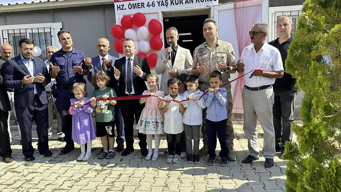 Edremit'te Hz. Ömer 4-6 yaş Kur'an kursu dualarla açıldı