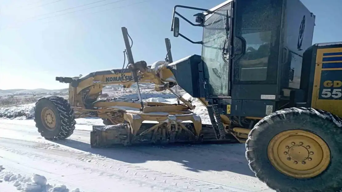 Elazığ'da 27 köy yolu ulaşıma kapandı