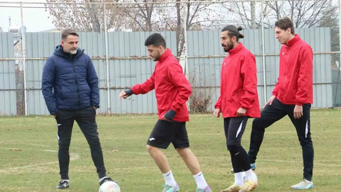 Elazığspor'da, Beyoğlu Yeni Çarşı hazırlıkları sürüyor