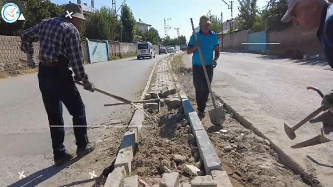 Erciş Belediyesi'nden Mezbahane Caddesinde çalışma