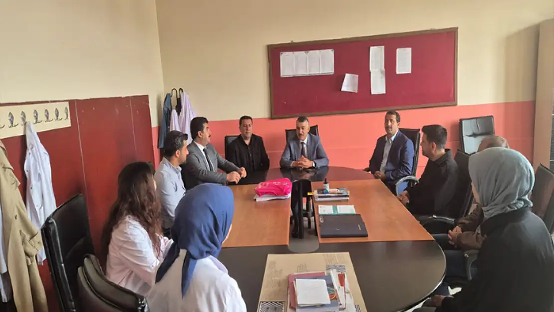Erciş İlçe Millî Eğitim Müdürü Zorlu'dan okul ziyareti