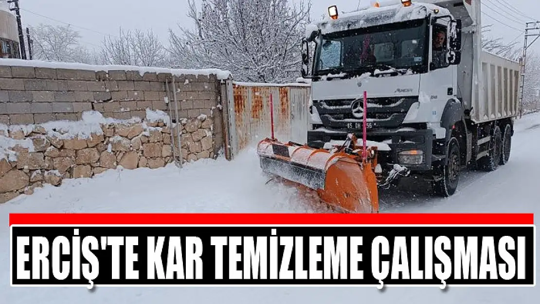 Erciş'te kar temizleme çalışması