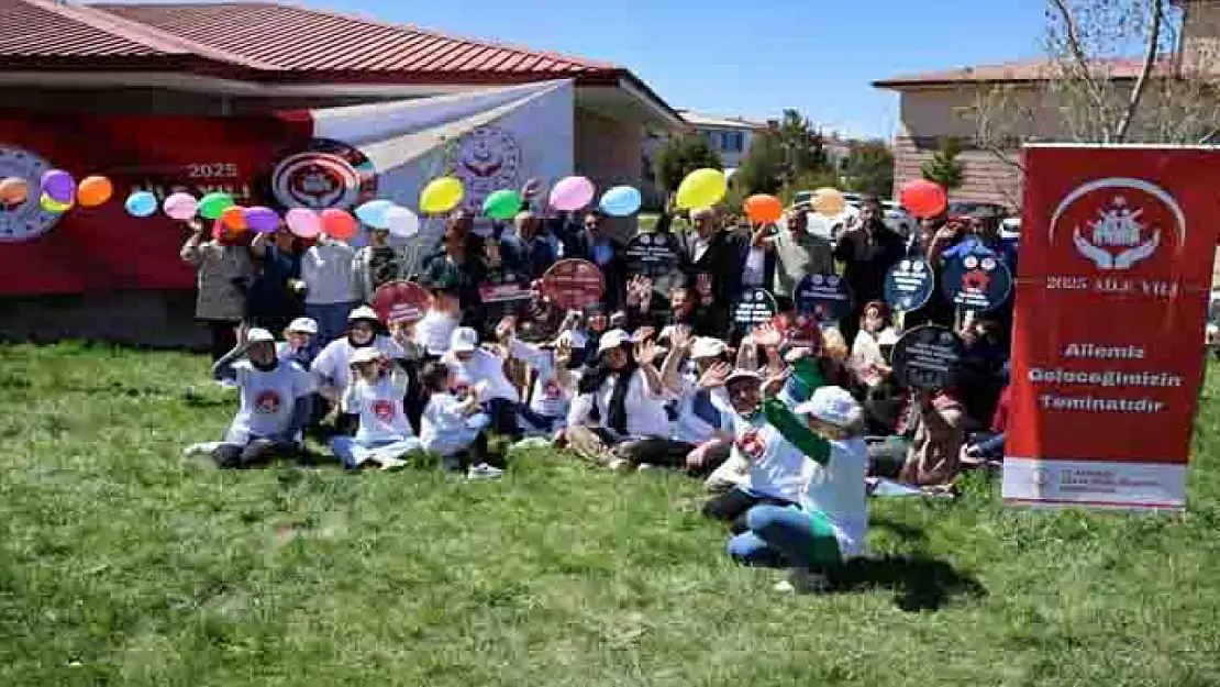 Erzurum'da engelli şenliği renkli görüntülere sahne oldu