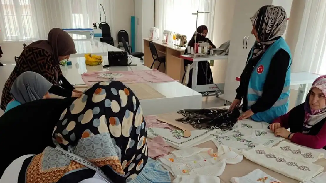 Erzurum'da 'İyilik Atölyeleri' gönüllere dokunuyor