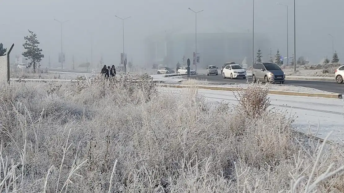 Erzurum'da kış lastiği zorunluluğu başladı