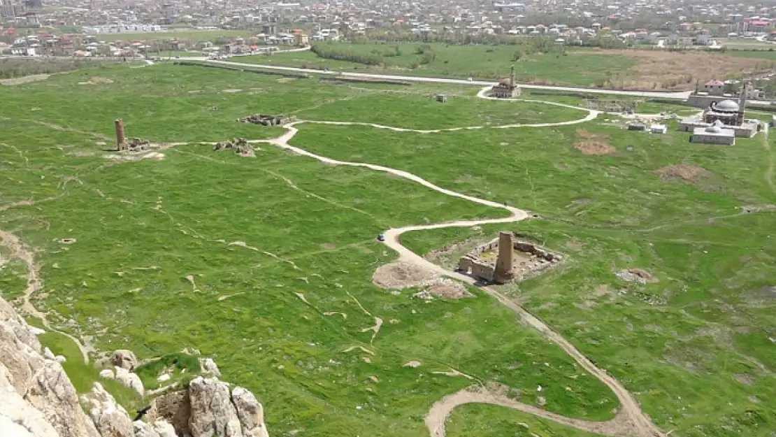 Eski Van Şehri, tarihi ihtişamını yeniden kazanıyor