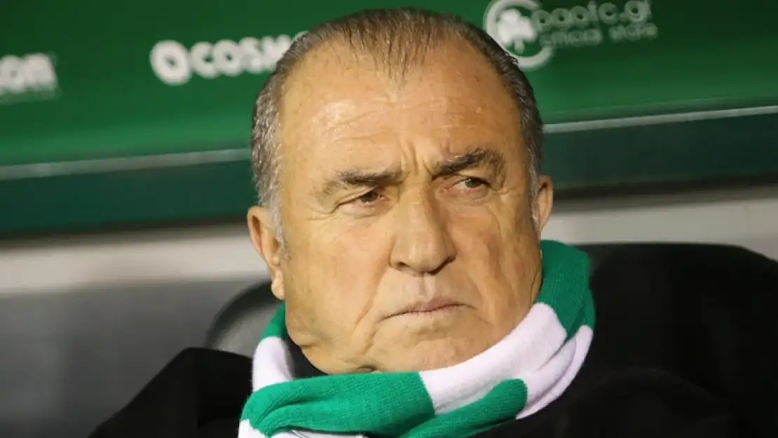 Fatih Terim'in Panathinaikos'u avantajı Olympiakos'a kaptırdı