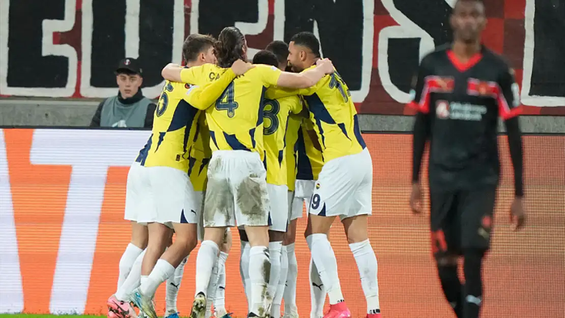 Fenerbahçe play-off'ta