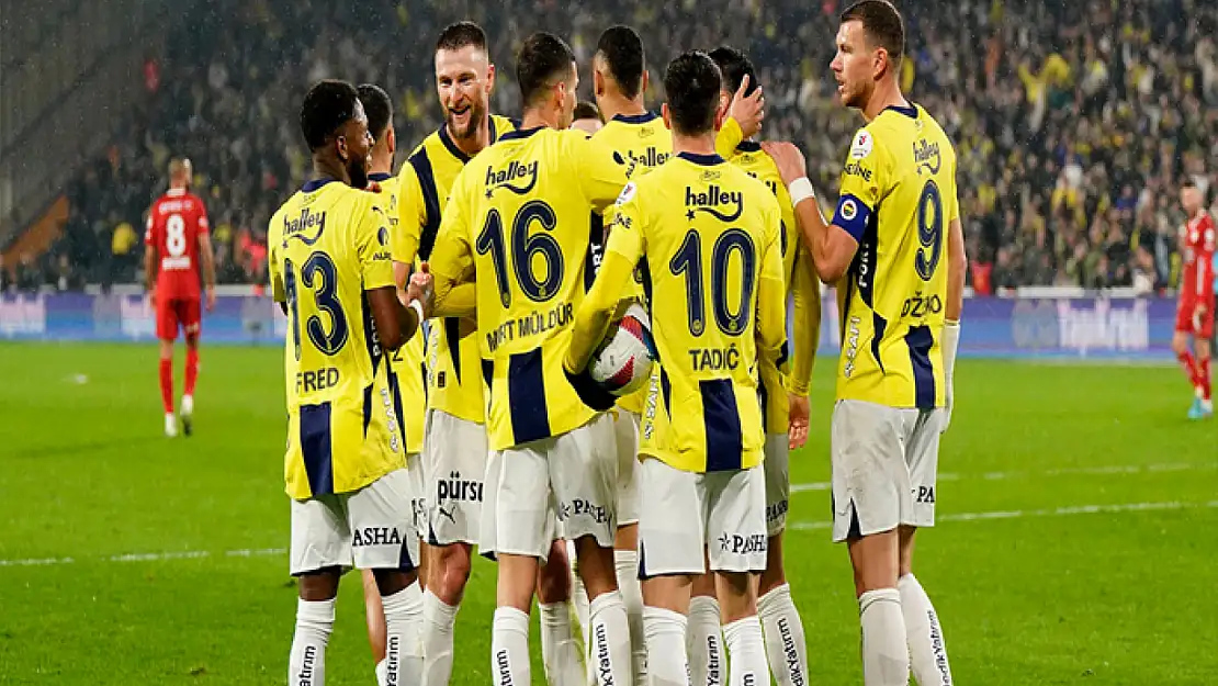 Fenerbahçe, Rangers'ı konuk edecek