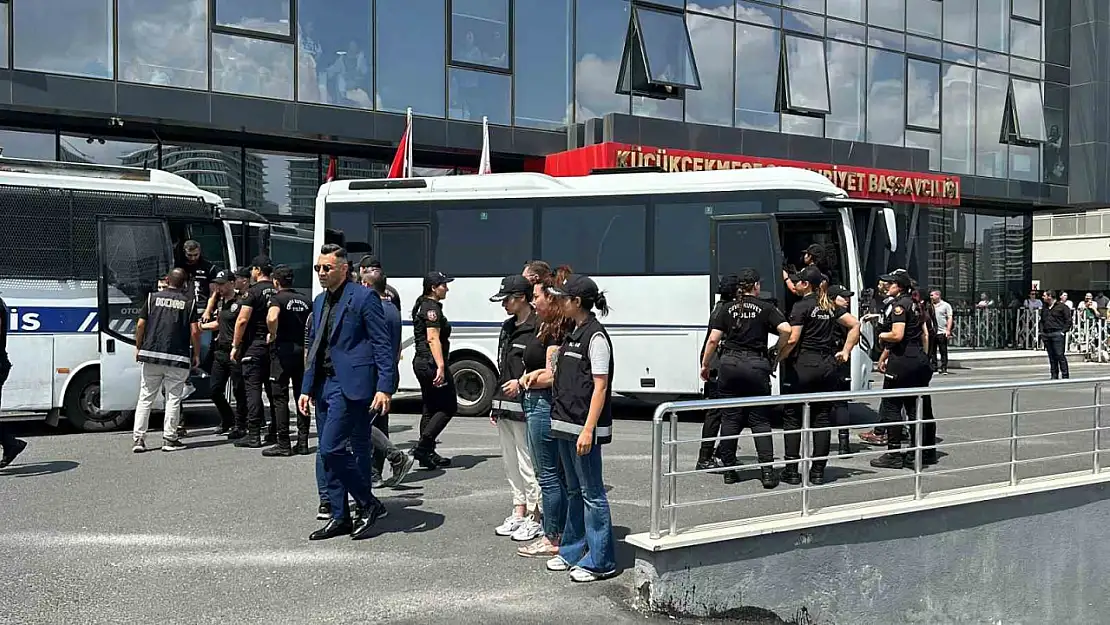 Fenomen soruşturmasında gözaltına alınan Neslihan ve İnanç Güngen'in de aralarında bulunduğu 45 şüpheli adliyede