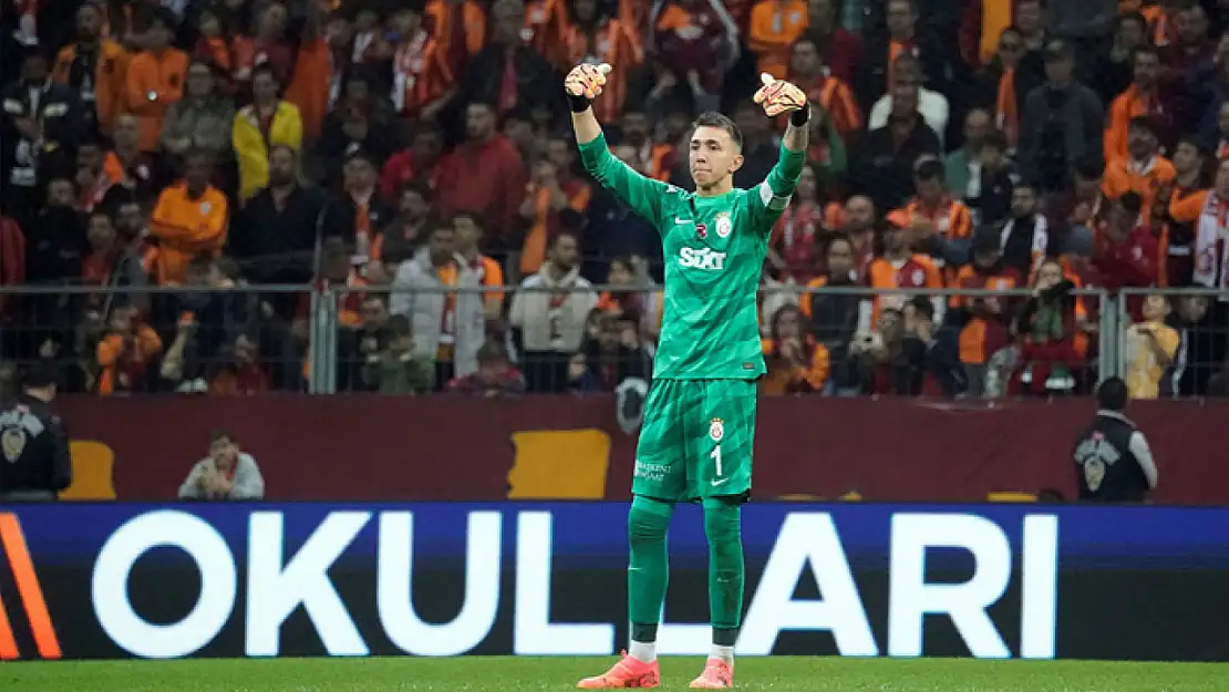 Fernando Muslera, Fenerbahçe'ye karşı 30 derbiye çıktı