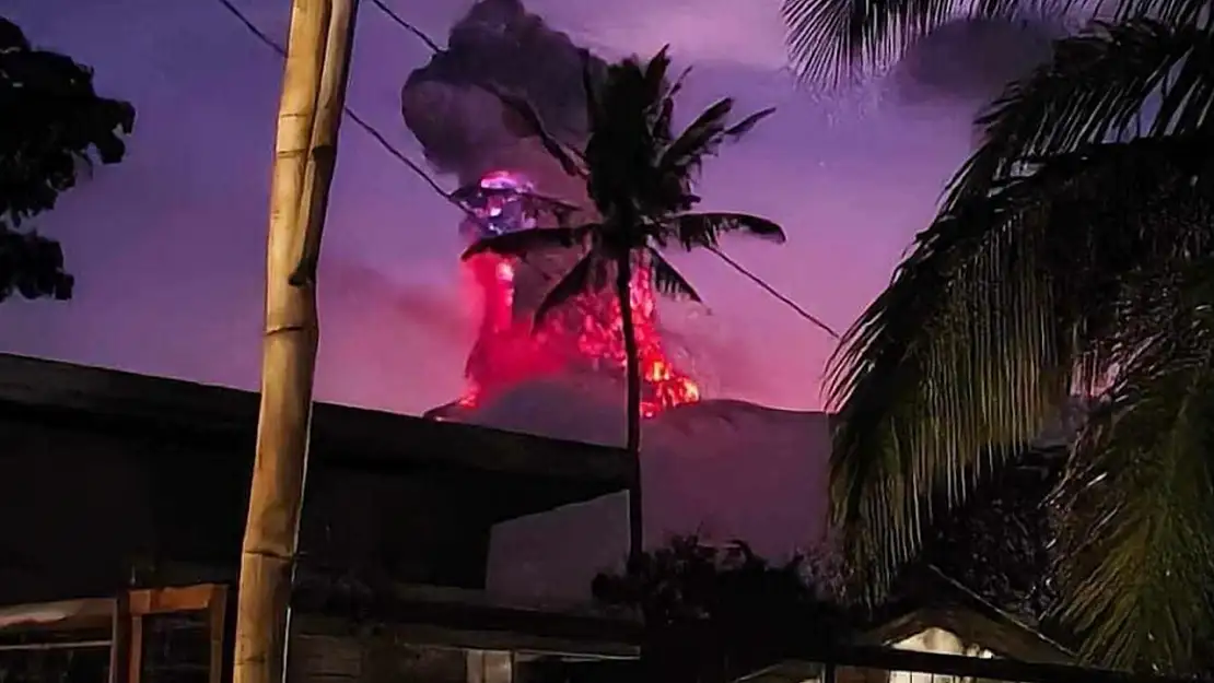 Filipinler'deki Kanlaon Yanardağı'nda patlama: Alarm seviyesi arttırıldı