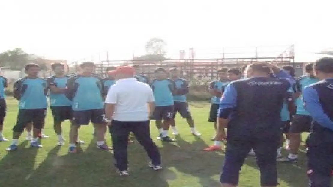 B.VANSPOR'DA HEDEF ŞAMPİYONLUK