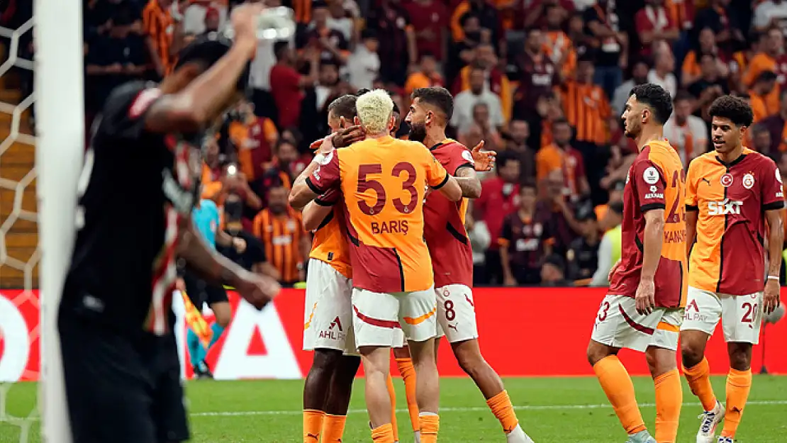 Galatasaray'da hedef derbiyi kazanıp, kayıpsız devam etmek