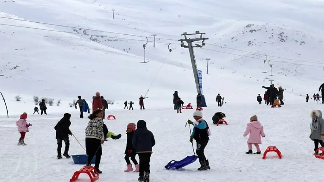 Gevaş Abalı Kayak Tesisleri kiraya veriliyor