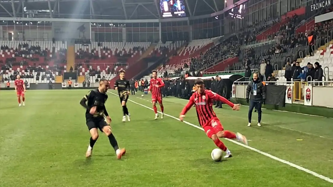 Gol düellosunun galibi Çorumspor oldu