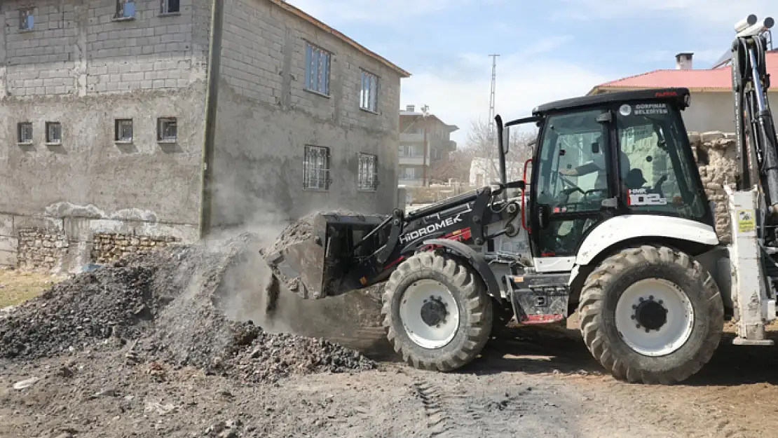 Gürpınar Belediyesi'nden temizlik çalışması