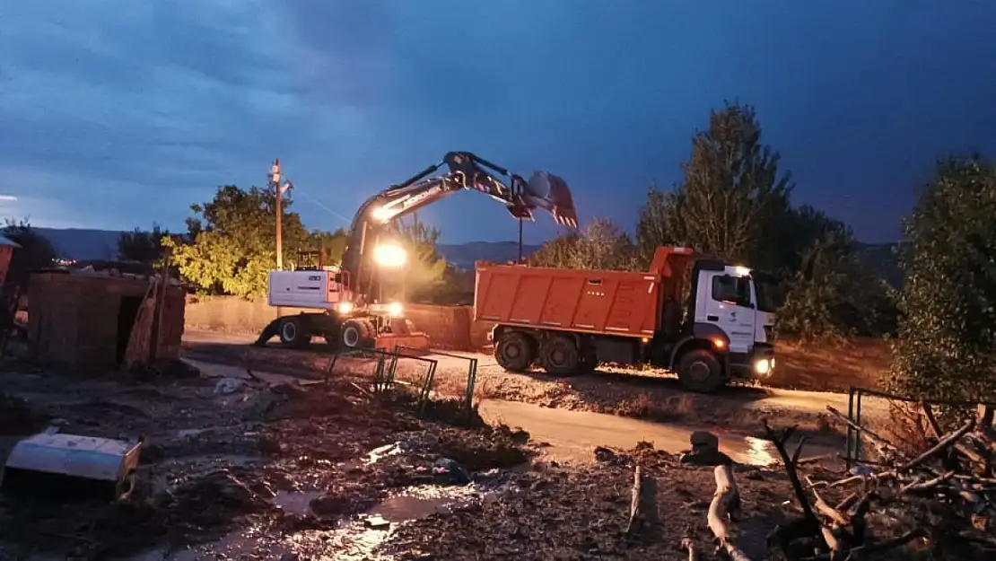 Gürpınar'da su baskınları