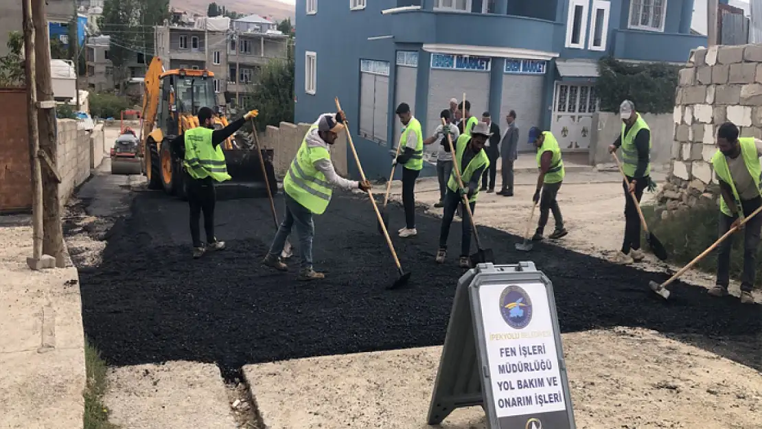 Hacıbekir Mahallesi'nde yol çalışması