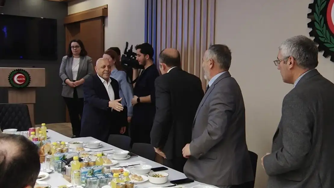 HAK-İŞ Genel Başkanı Arslan'dan asgari ücret açıklaması