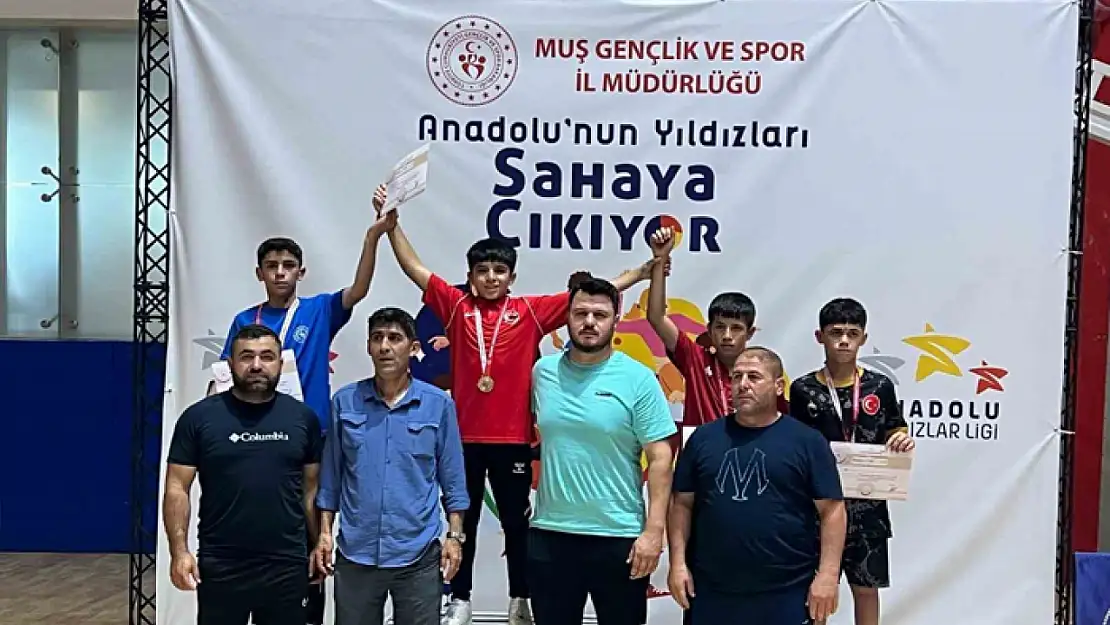 Hakkarili sporculardan büyük başarı
