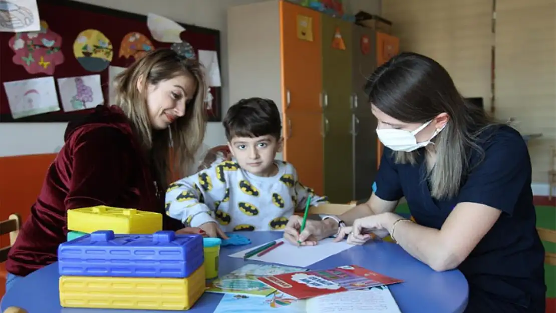 Hastanedeki oyun alanları çocukların tedavi sürecine katkı sağlıyor