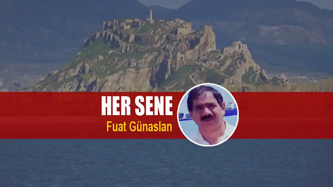 Her sene