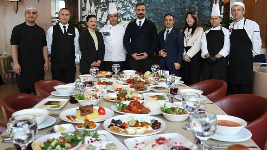 Hilton zengin iftar sofrası ile Ramazan'a hazır